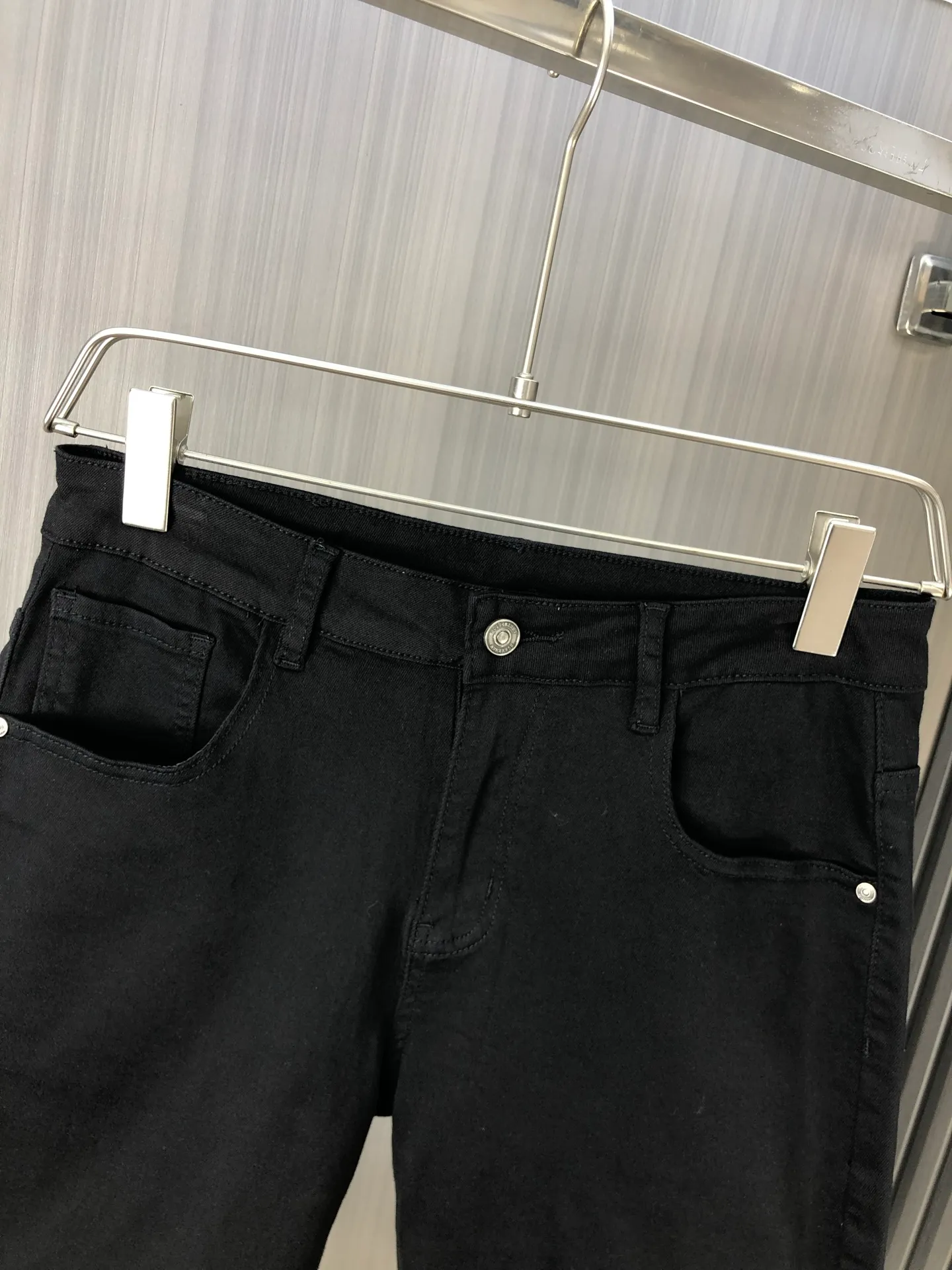 🌹2026ss New Arrival New Arrival ， ， ， 、 …… ，Genuine Leather 、 …… ！ ， ， Breathable， ，XD Quality， 。 Sizes：28-38（ 35 37）